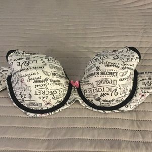 Victoria's Secret 36D Bra